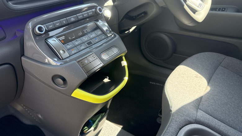 Hyundai INSTER 85kW Cross 49kWh 5dr Auto Electric Hatchback